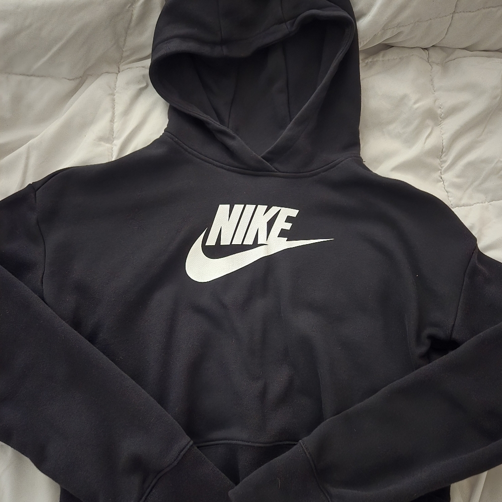 Nike black cropped hoodie